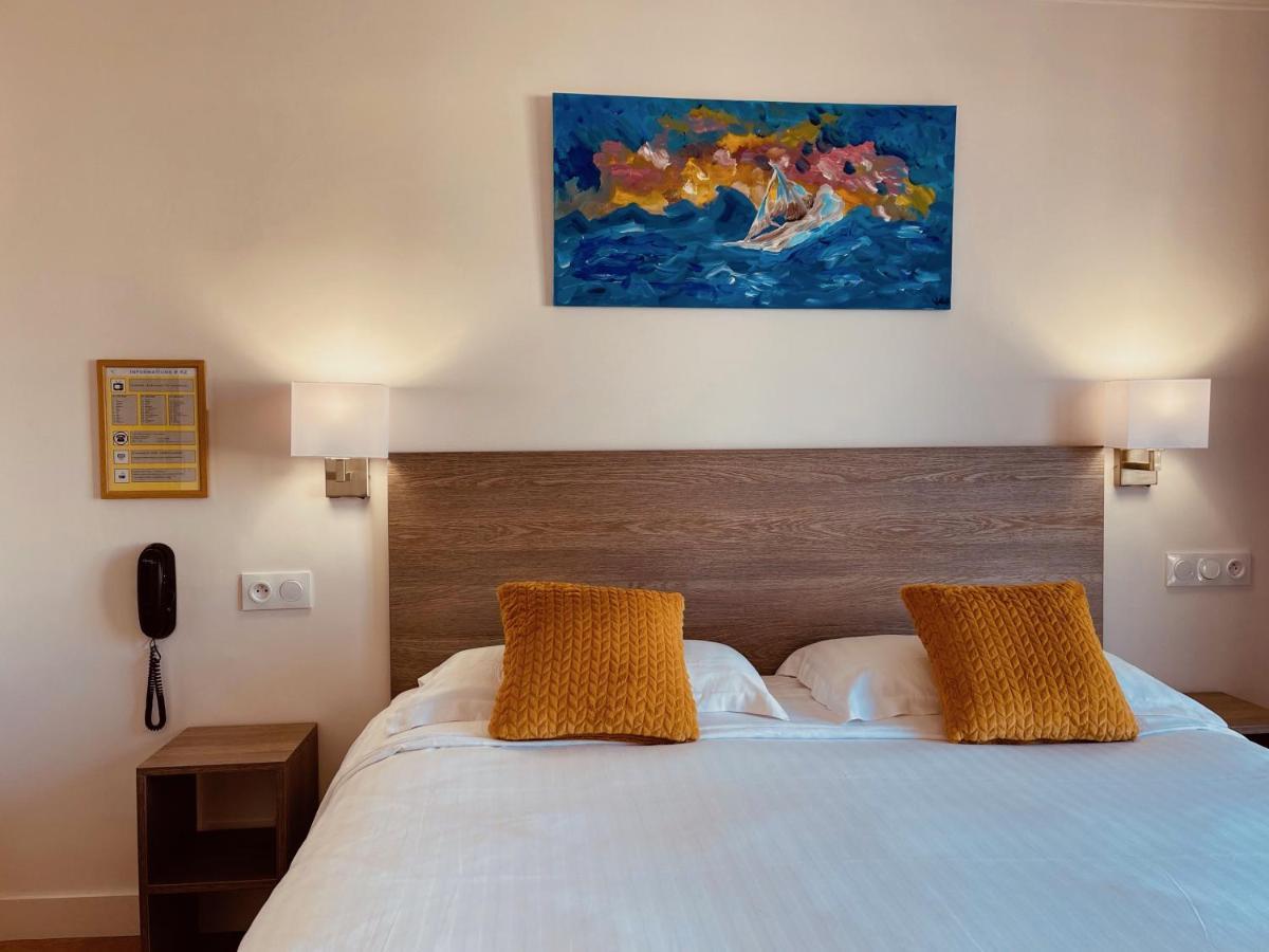 Hotel Courbet Juan-les-Pins Exteriér fotografie