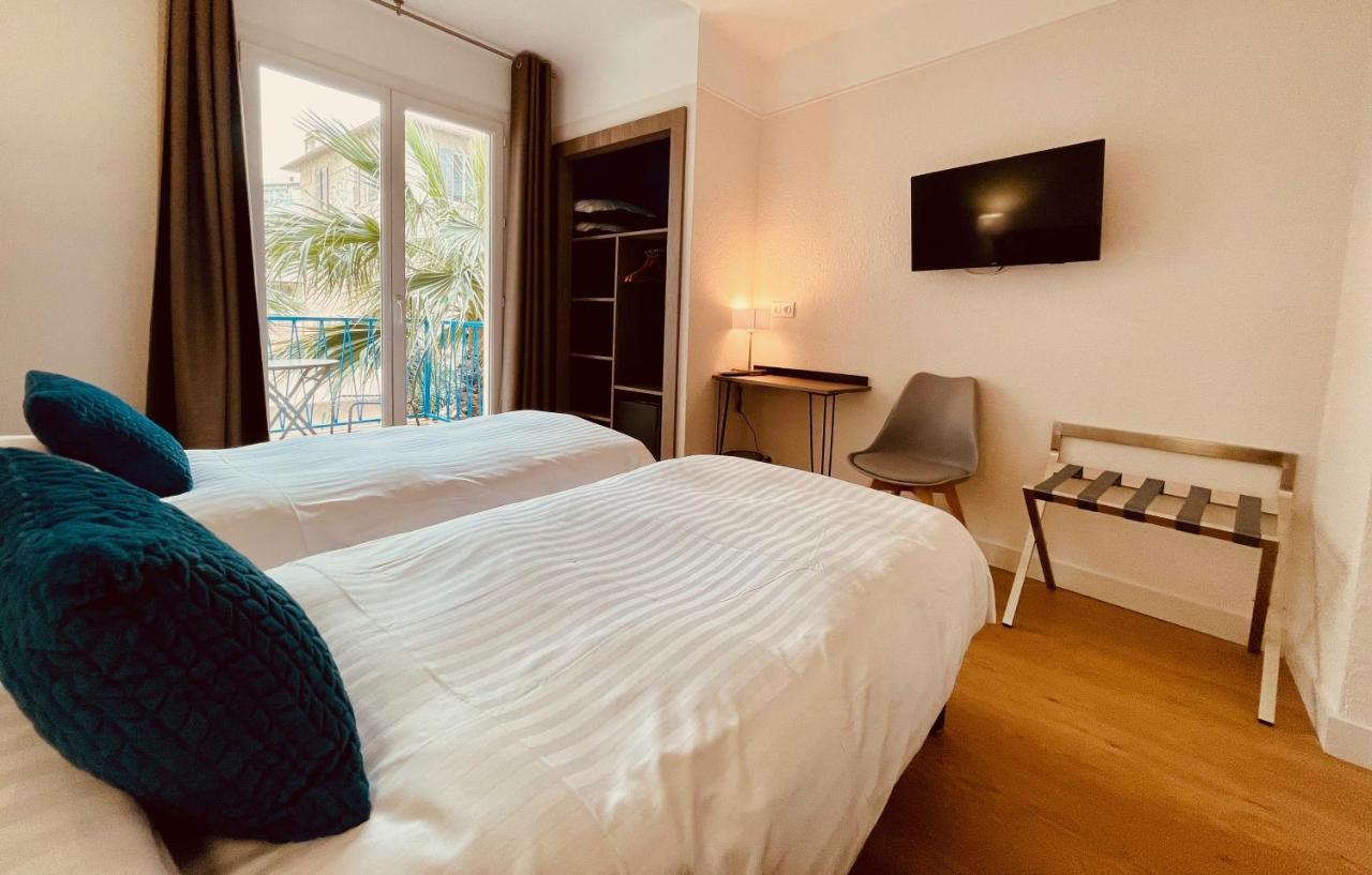 Hotel Courbet Juan-les-Pins Exteriér fotografie
