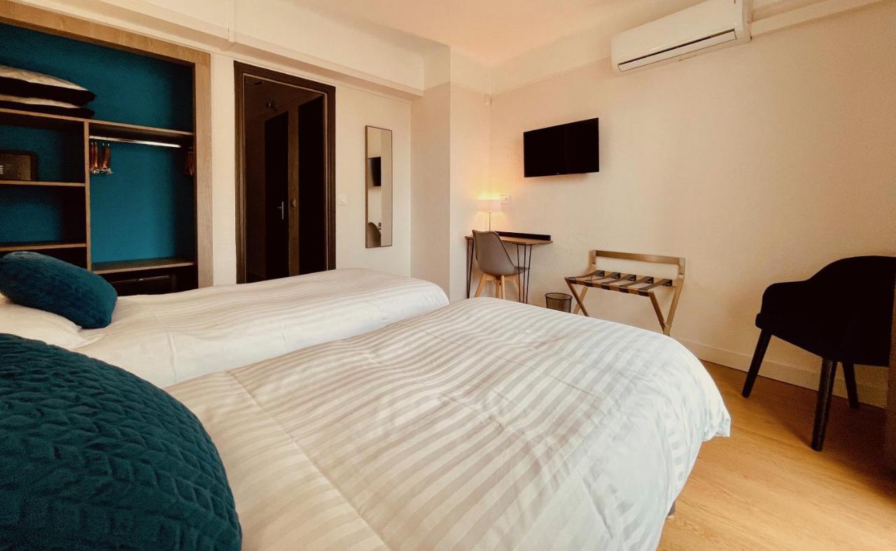 Hotel Courbet Juan-les-Pins Exteriér fotografie