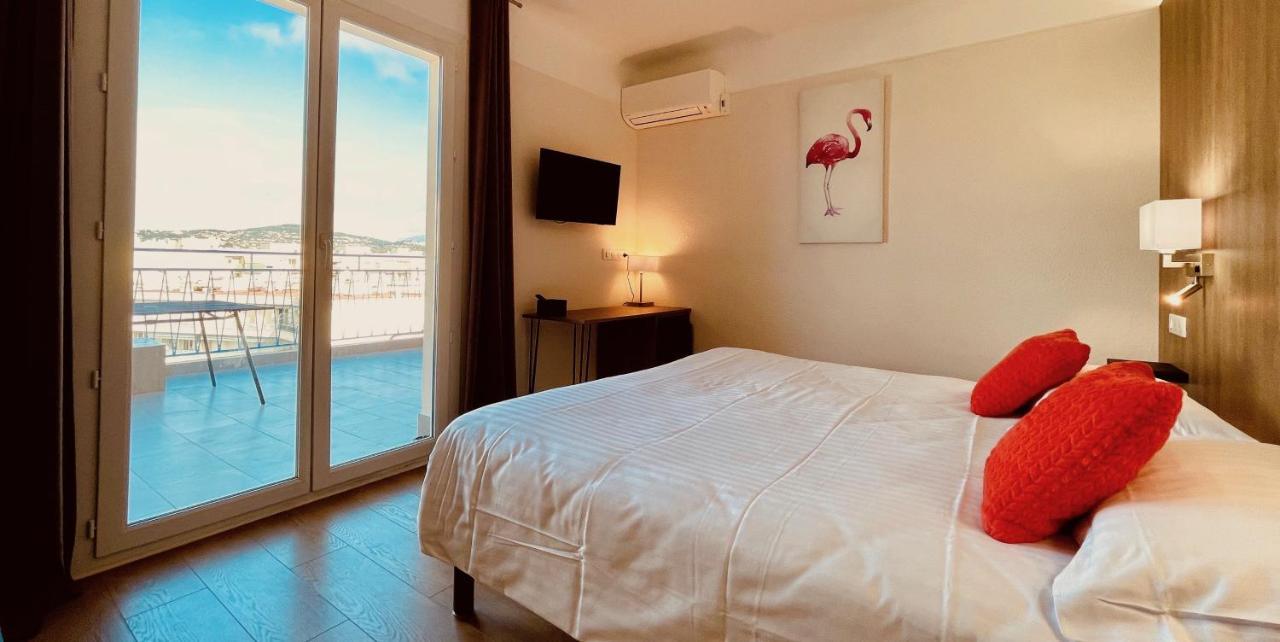 Hotel Courbet Juan-les-Pins Exteriér fotografie