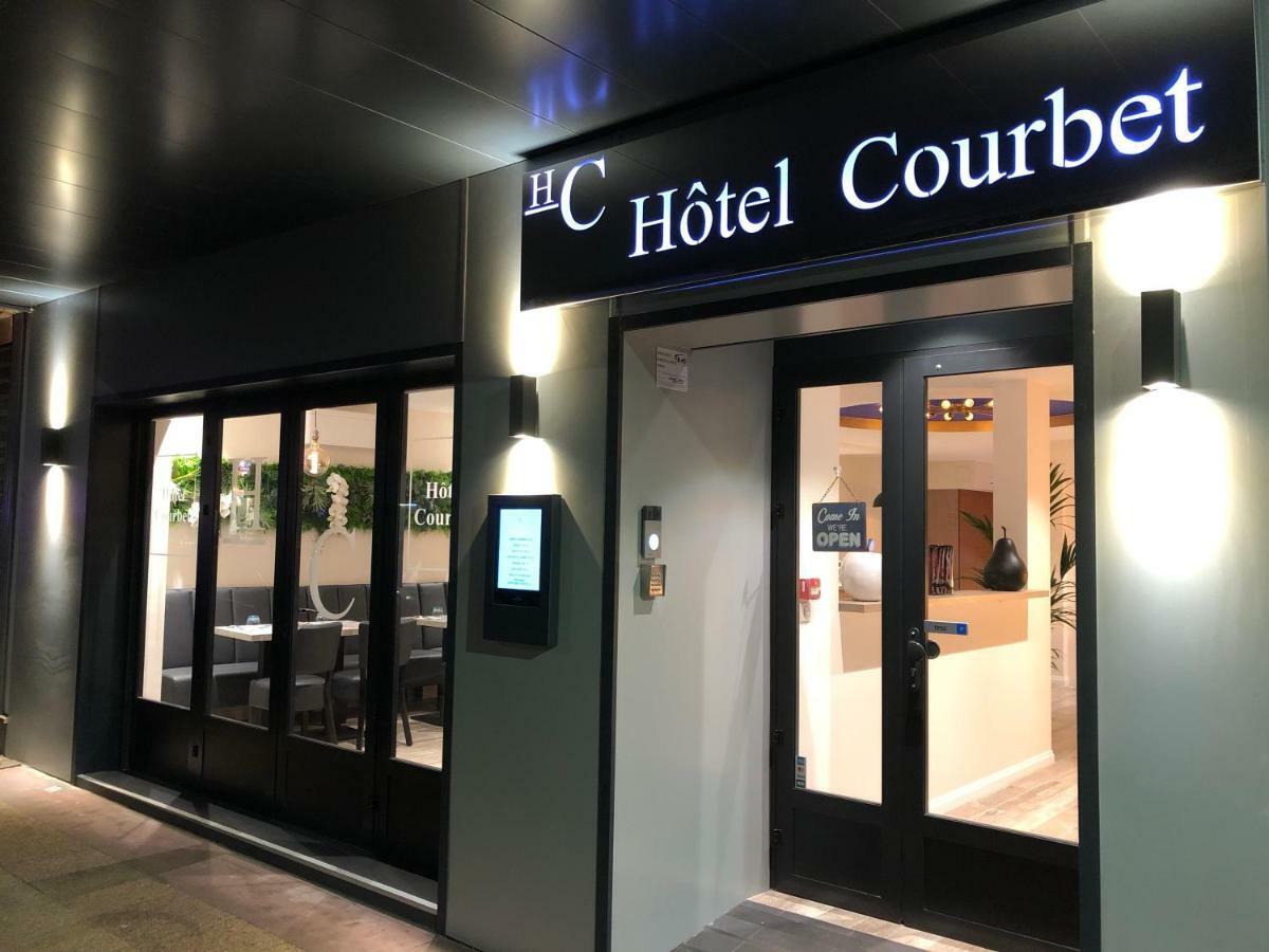 Hotel Courbet Juan-les-Pins Exteriér fotografie
