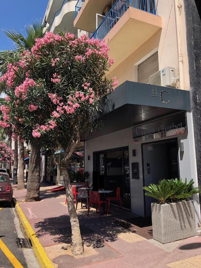 Hotel Courbet Juan-les-Pins Exteriér fotografie
